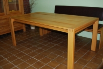 Tisch Einzelstück in Kernbuche
